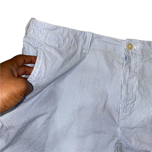Tommy Hilfiger Seersucker striped blue and white Bermuda style shorts size 40 - Picture 3 of 6